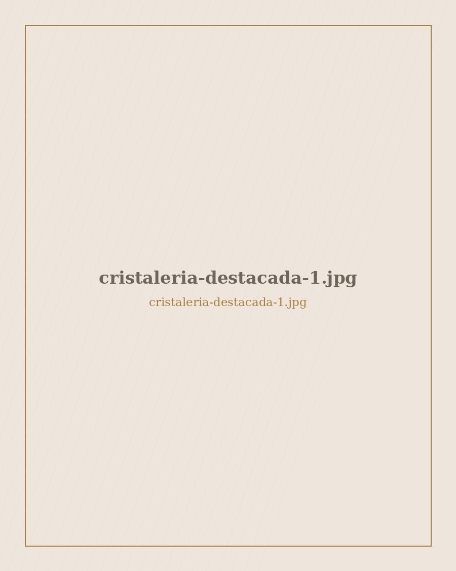 Juego de copas en cristal tallado